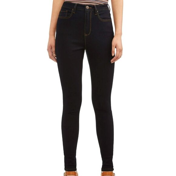 NWT No Boundaries Juniors Dark Wash Skinny Jeans, size 5 - Picture 1 of 4
